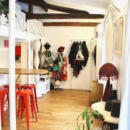 Apartamento Charming Parisian Flat Near Bastille *