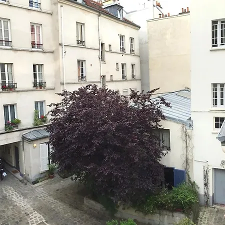 Charming Parisian Flat Near Bastille Paris